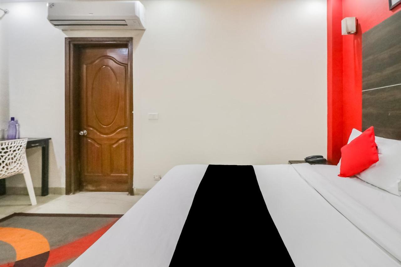 Capital O Hotel Bms Near Appu Ghar Gurgaon Exterior photo